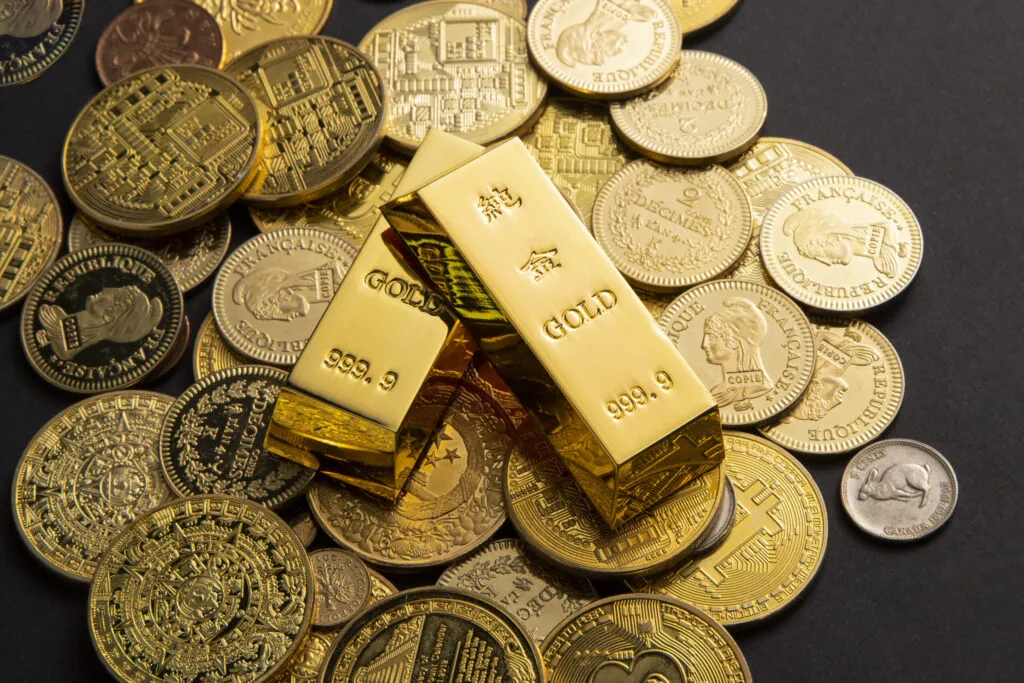 BODEGÓN MONEDAS Y LINGOTES